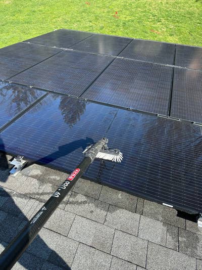 Professional Solar Panel Cleaning